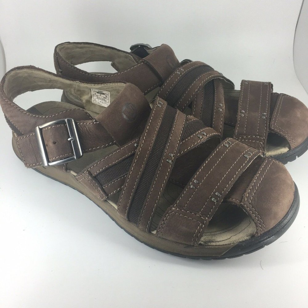 Merrell Traveler brown leather fisherman shoe